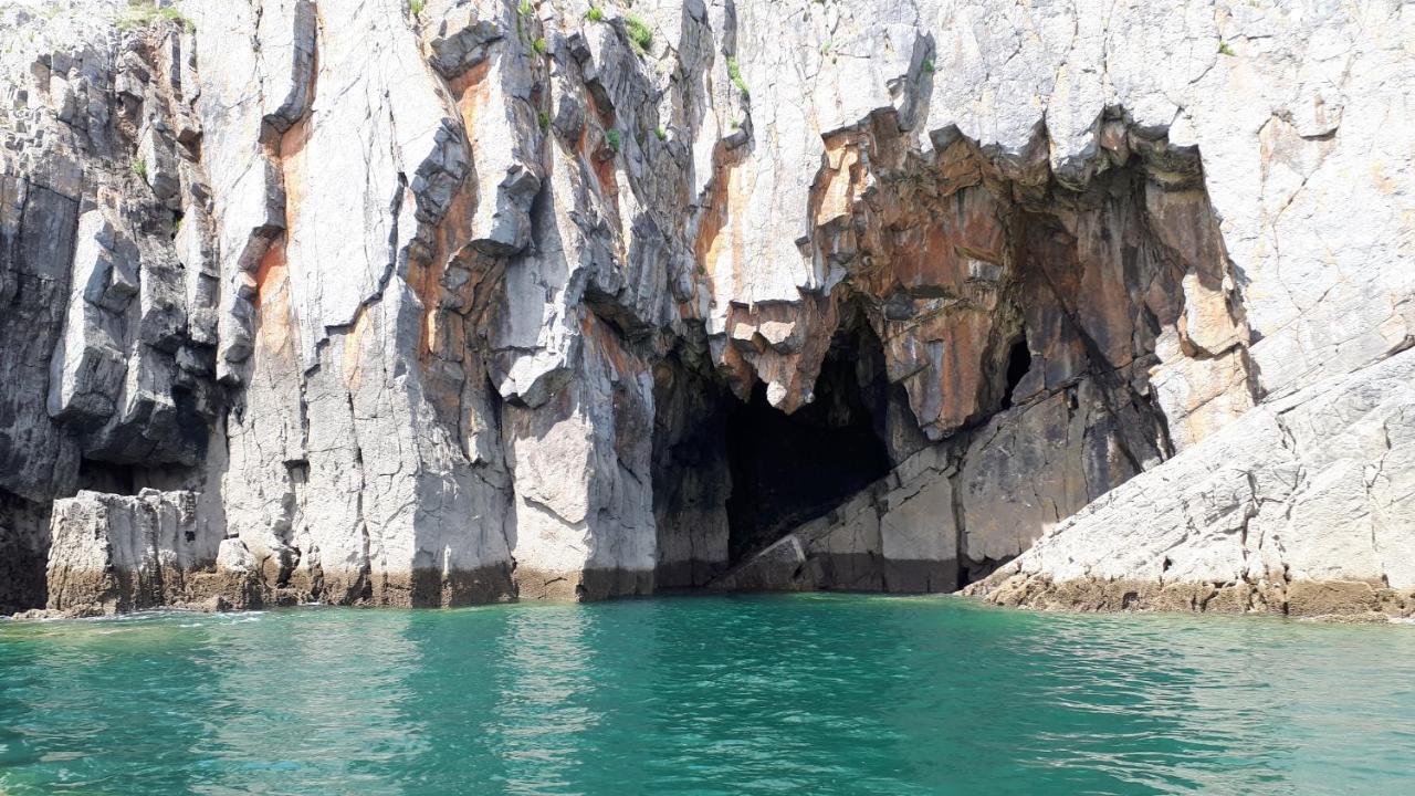 A Beach Holiday In Pembrokeshire Exterior photo