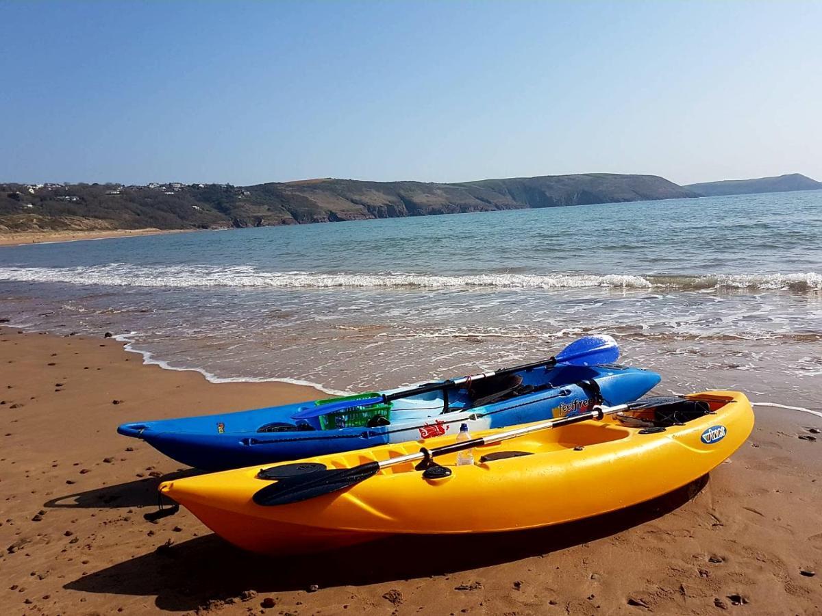 A Beach Holiday In Pembrokeshire Exterior photo