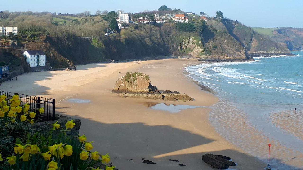 A Beach Holiday In Pembrokeshire Villa Exterior photo